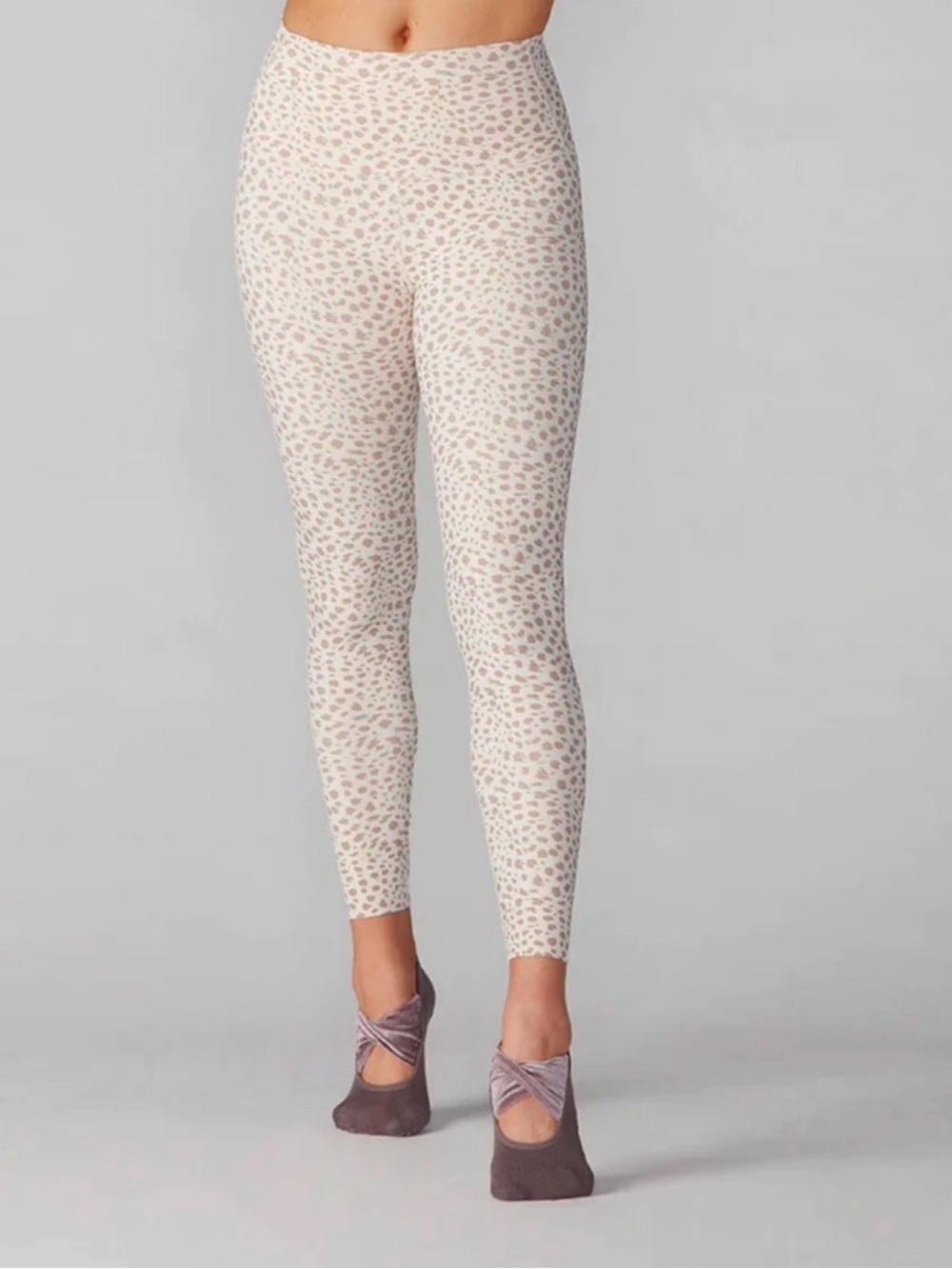 TAVI High Waisted 7/8 Tight Dune Lynx  Print Leggings NWT Small